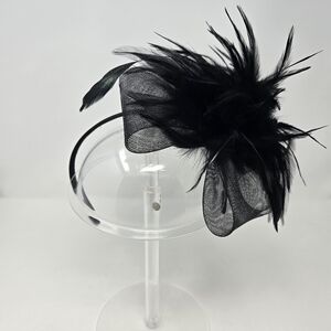 VINTAGE HANDMADE BLACK FASCINATOR HEADBAND HAIR ACCESSORY TULLE FEATHERS WOMEN